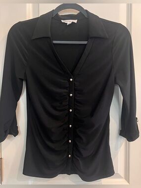 PerSeption Concept Black Ruched Button-Front Collared Blouse
